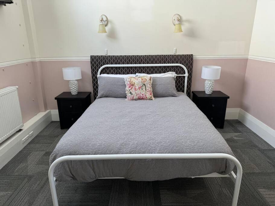 4 Large Bedroom Apartment In The City Hastings Esterno foto