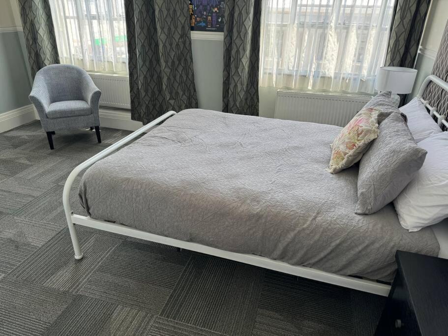 4 Large Bedroom Apartment In The City Hastings Esterno foto